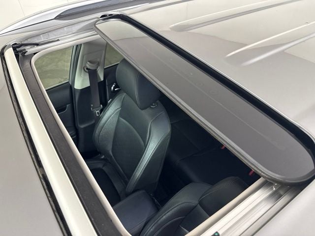 2022 Kia Seltos EX w/ PWR SUNROOF