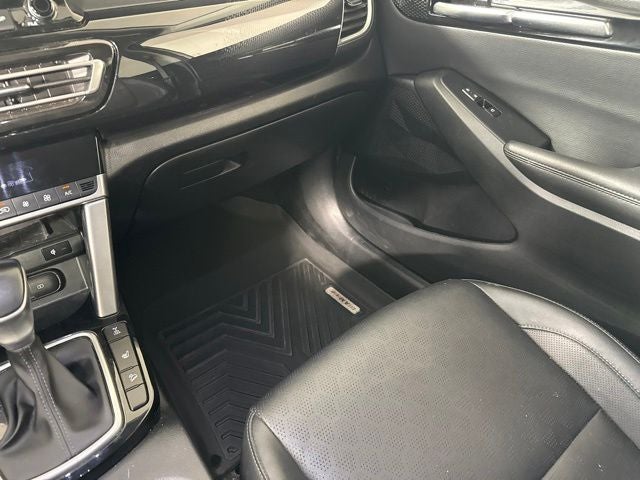 2022 Kia Seltos EX w/ PWR SUNROOF