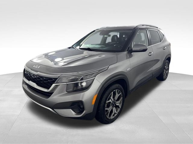 2022 Kia Seltos EX w/ PWR SUNROOF