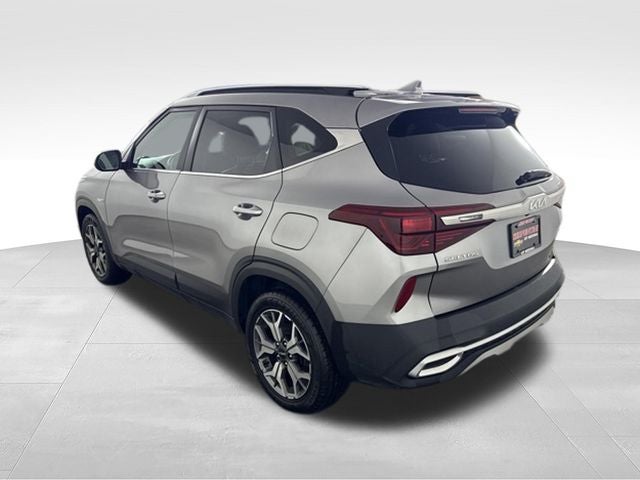 2022 Kia Seltos EX w/ PWR SUNROOF
