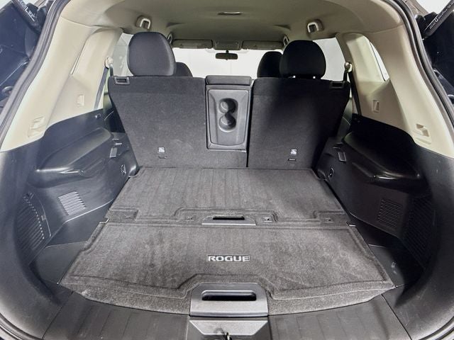 2018 Nissan Rogue S AWD w/ ONLY 40K MILES