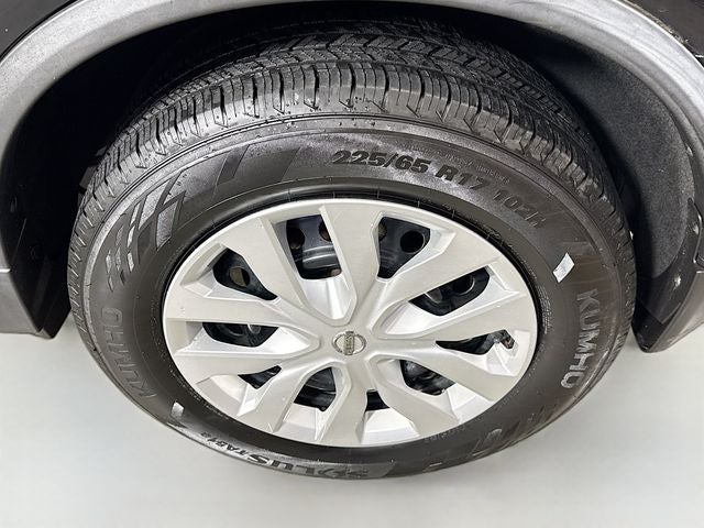 2018 Nissan Rogue S AWD w/ ONLY 40K MILES