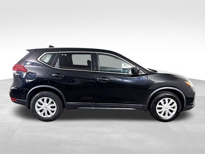 2018 Nissan Rogue S AWD w/ ONLY 40K MILES