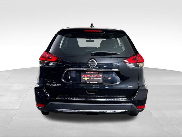 2018 Nissan Rogue S AWD w/ ONLY 40K MILES
