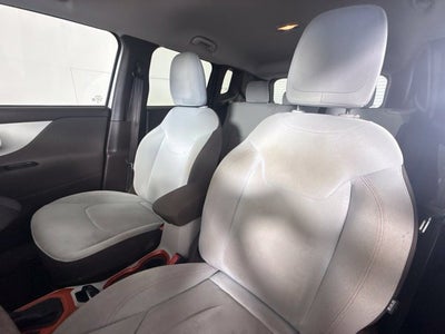 2015 Jeep Renegade Latitude w/ XM RADIO