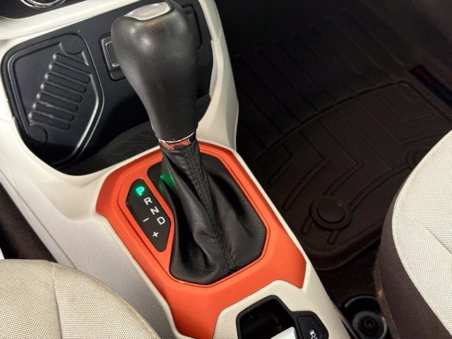 2015 Jeep Renegade Latitude w/ XM RADIO