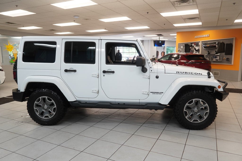2015 Jeep Wrangler Unlimited Rubicon ( 4WD )