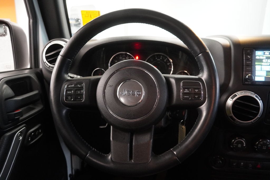 2015 Jeep Wrangler Unlimited Rubicon ( 4WD )
