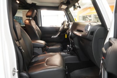 2015 Jeep Wrangler Unlimited Rubicon ( 4WD )