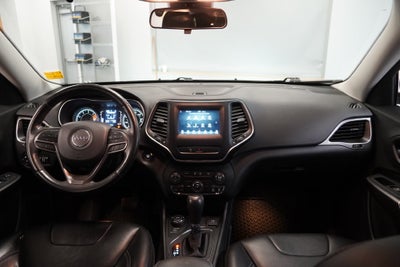 2020 Jeep Cherokee Latitude Plus (4WD)