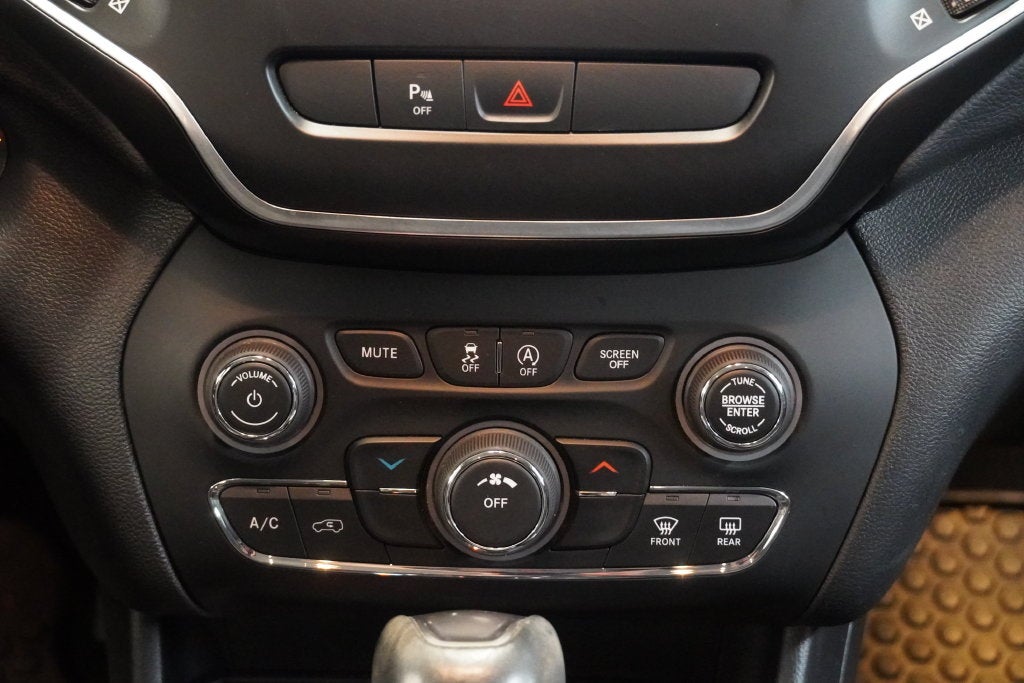 2020 Jeep Cherokee Latitude Plus (4WD)