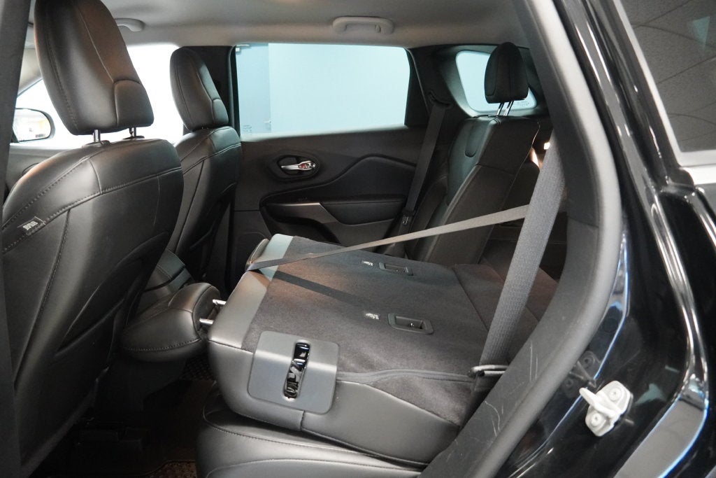 2020 Jeep Cherokee Latitude Plus (4WD)
