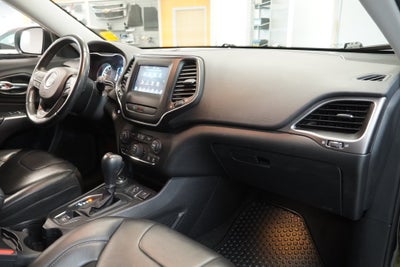 2020 Jeep Cherokee Latitude Plus (4WD)