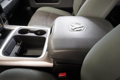 2016 RAM 1500 Big Horn CREW CAB 4WD