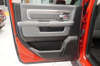 2016 RAM 1500 Big Horn CREW CAB 4WD
