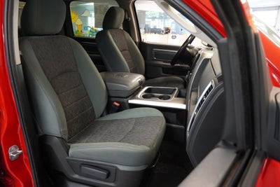 2016 RAM 1500 Big Horn CREW CAB 4WD