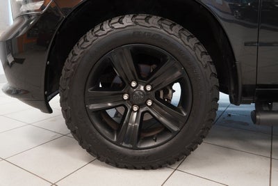 2017 RAM 1500 Night CREW CAB 4X4