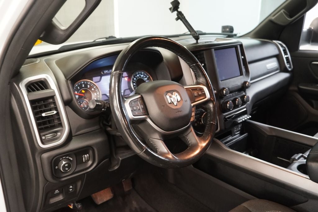 2020 RAM 1500 Big Horn/Lone Star CREW CAB 4X4