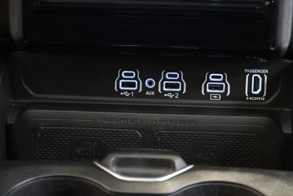2025 RAM 1500 Laramie CREW CAB 4X4