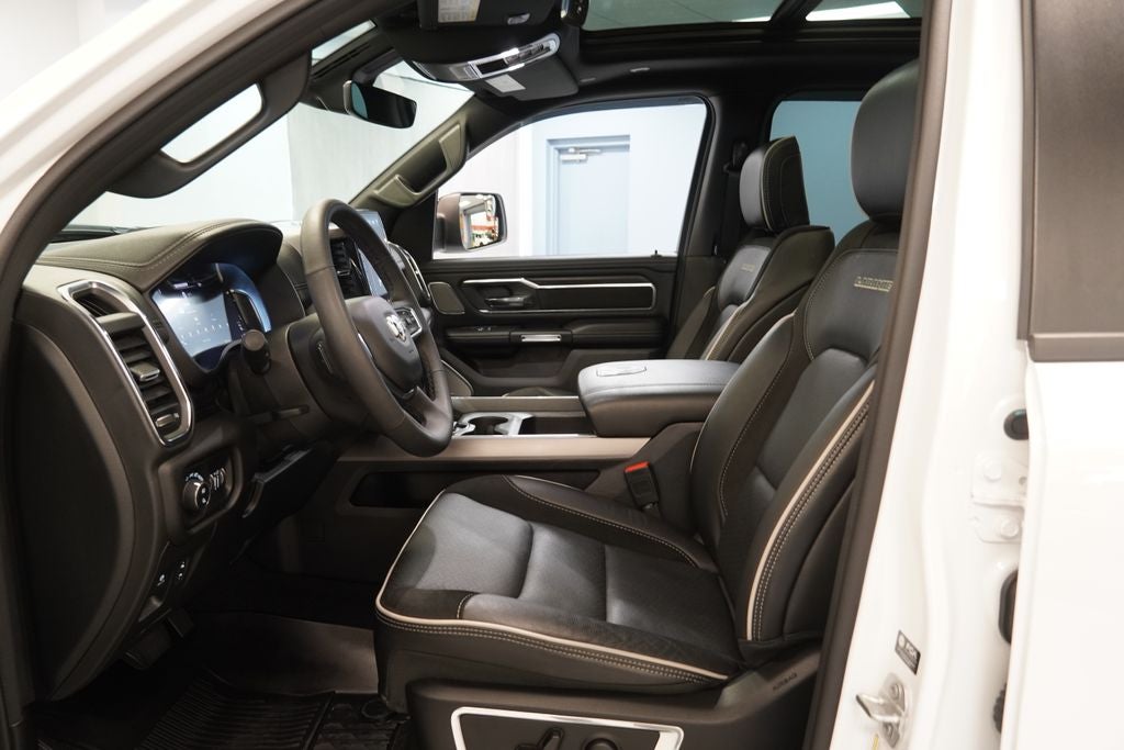 2025 RAM 1500 Laramie CREW CAB 4X4