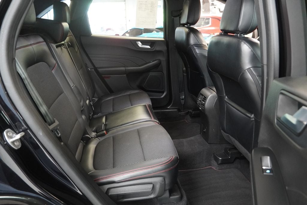 2023 Ford Escape ST-Line Select AWD