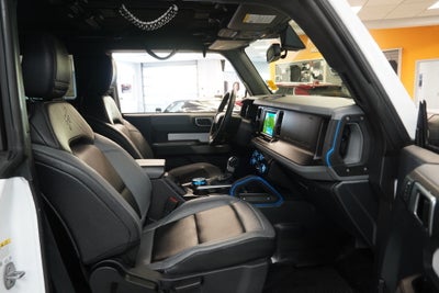 2023 Ford Bronco Black Diamond 4WD