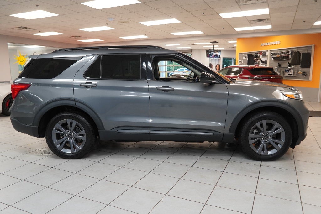 2022 Ford Explorer XLT 4WD