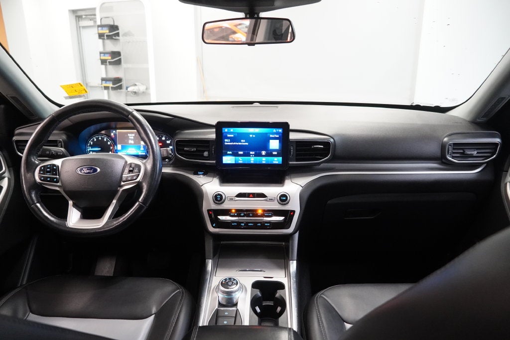 2022 Ford Explorer XLT 4WD