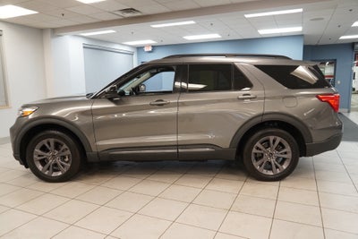2022 Ford Explorer XLT 4WD