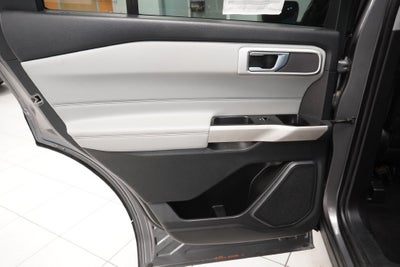 2022 Ford Explorer XLT 4WD