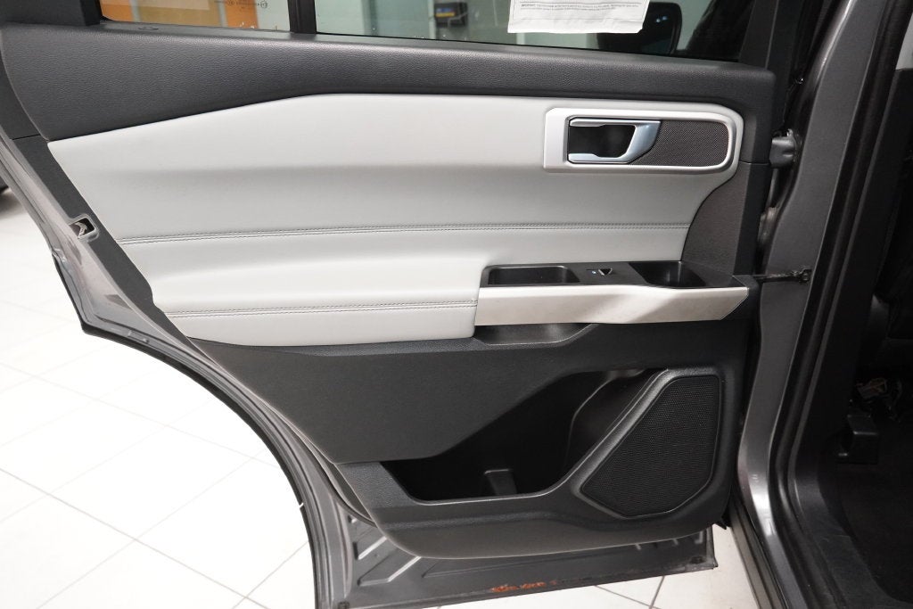 2022 Ford Explorer XLT 4WD