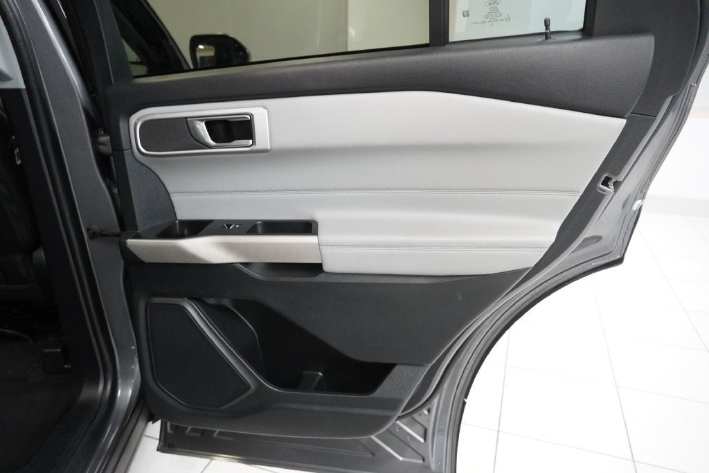 2022 Ford Explorer XLT 4WD