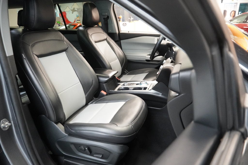 2022 Ford Explorer XLT 4WD