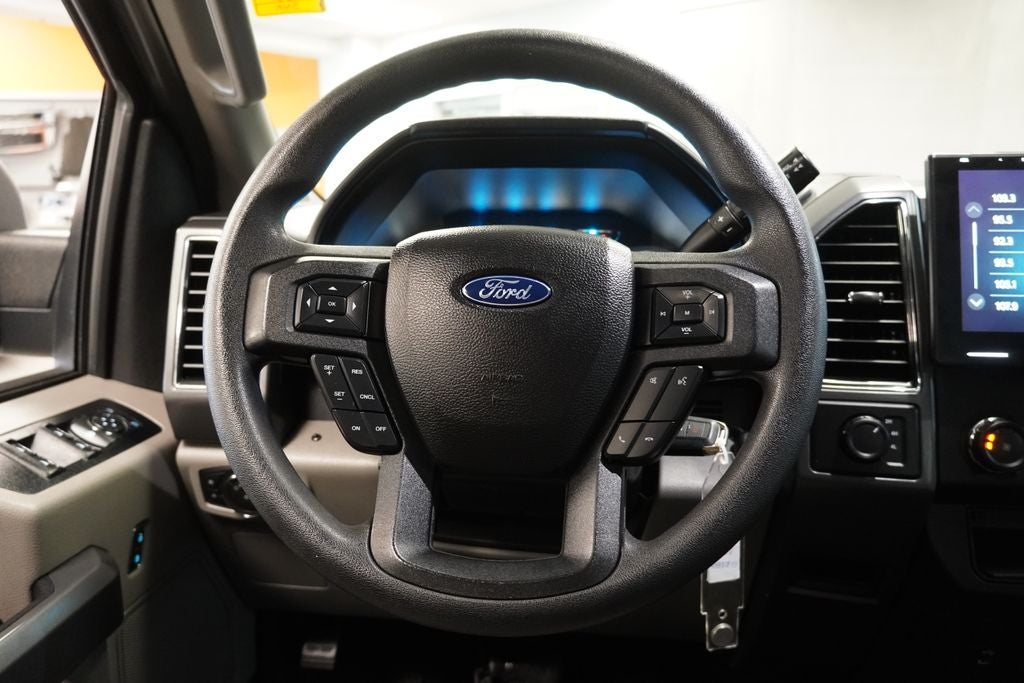 2017 Ford F-150 XLT CREW CAB 4X4