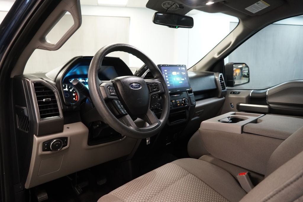 2017 Ford F-150 XLT CREW CAB 4X4