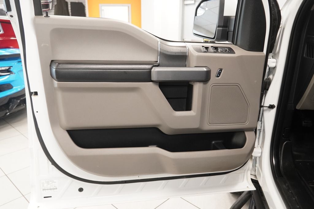 2015 Ford F-150 XLT CREW CAB 4X4