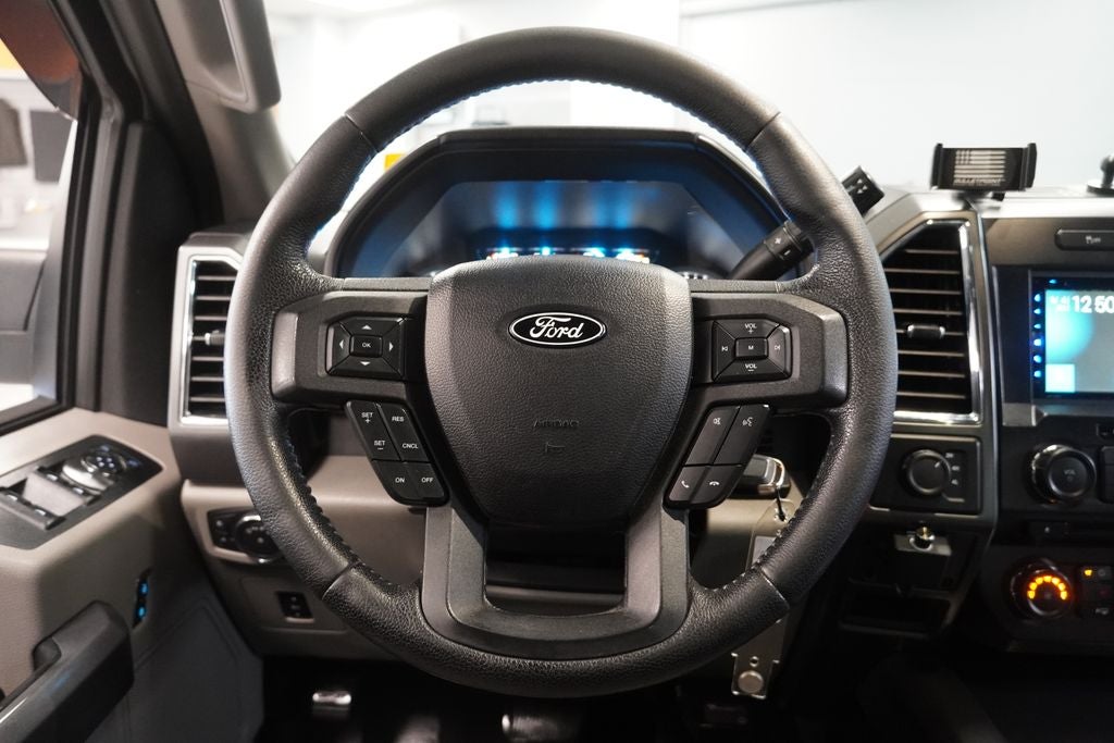 2015 Ford F-150 XLT CREW CAB 4X4