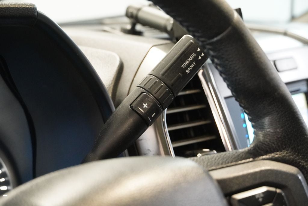 2015 Ford F-150 XLT CREW CAB 4X4