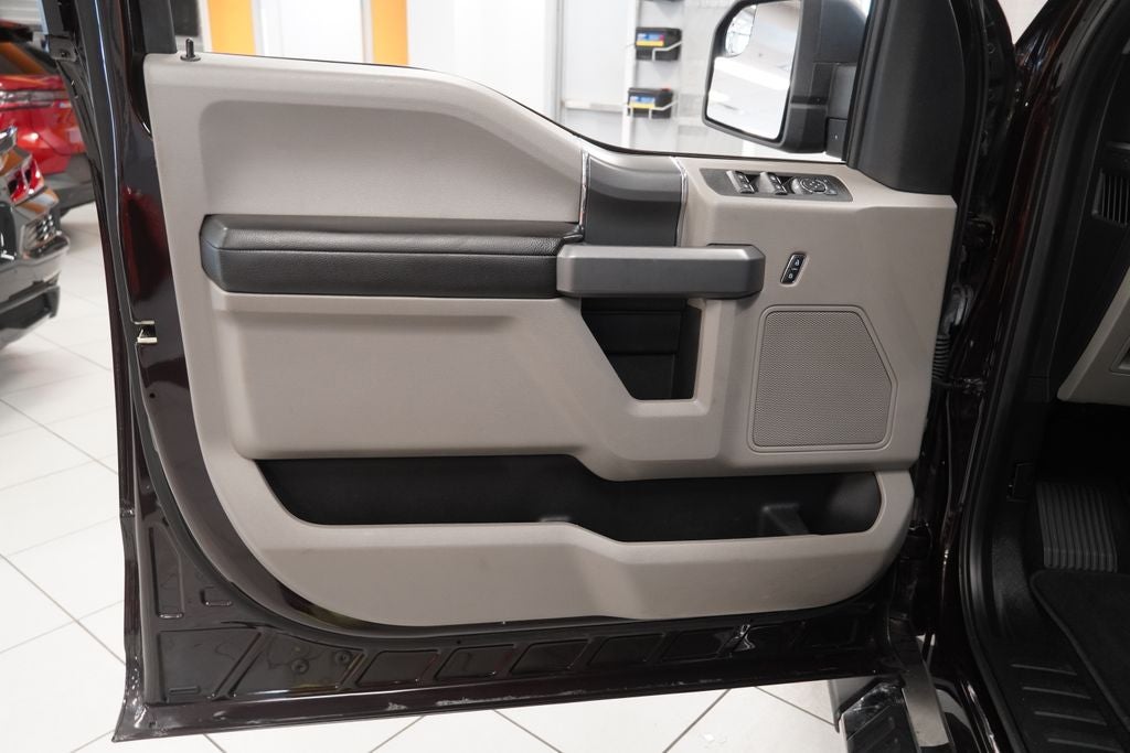 2018 Ford F-150 XLT CREW CAB 4X4