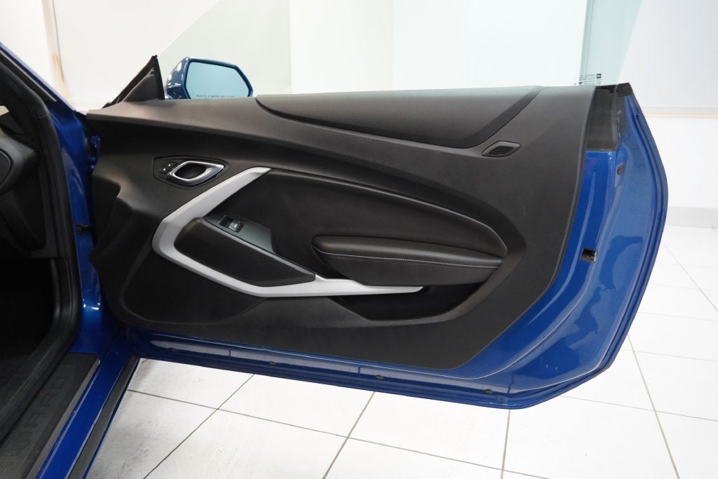 2021 Chevrolet Camaro LT1