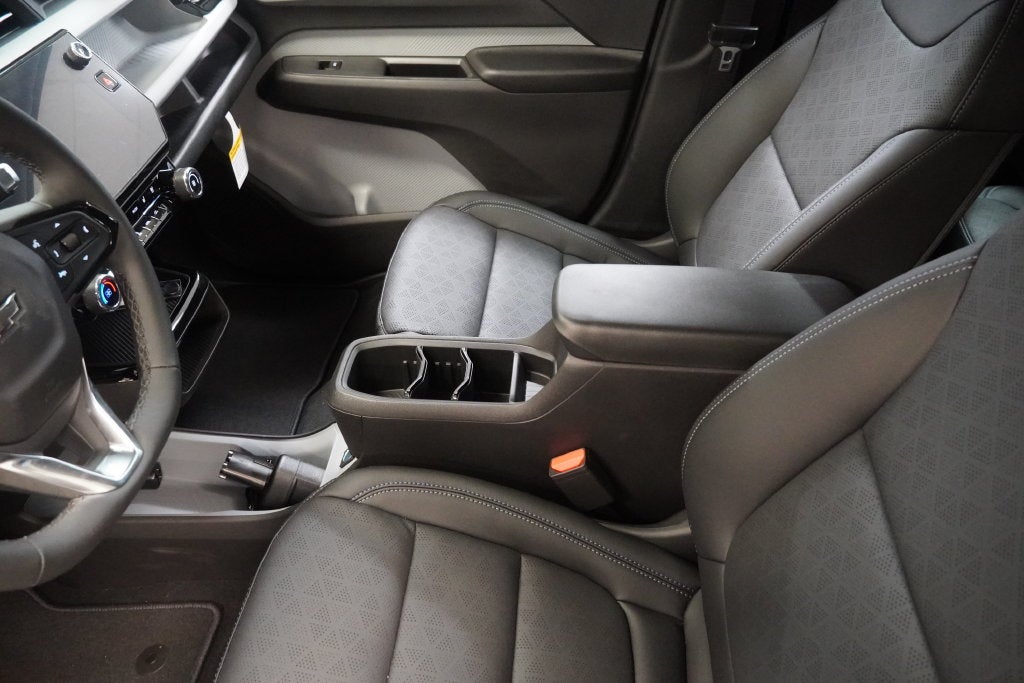2027 Chevrolet Bolt EV LT