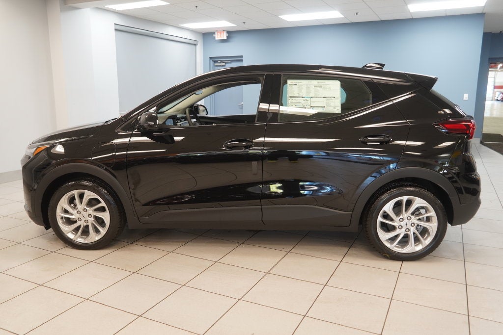 2027 Chevrolet Bolt EV LT