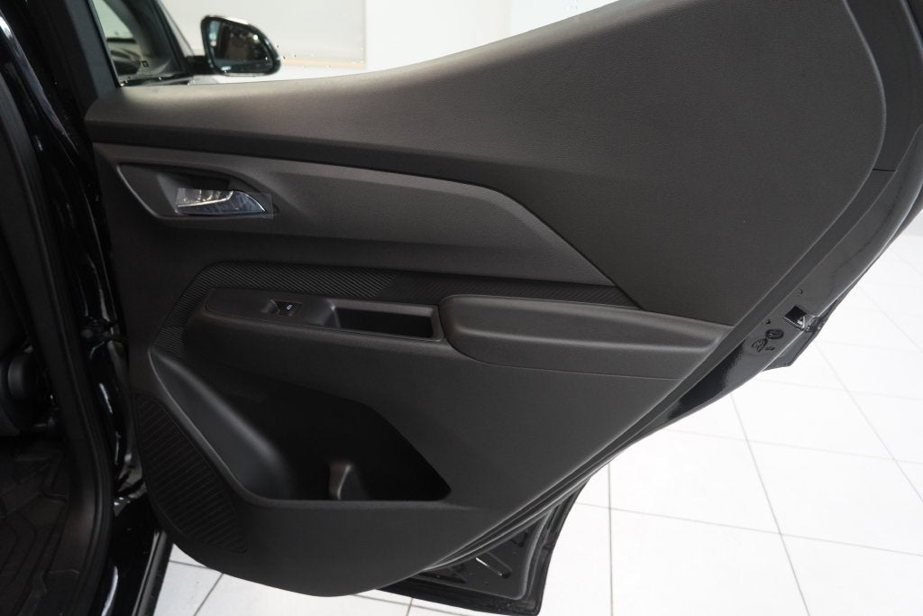 2027 Chevrolet Bolt EV LT
