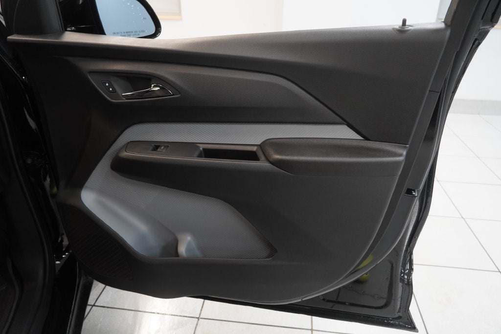 2027 Chevrolet Bolt EV LT