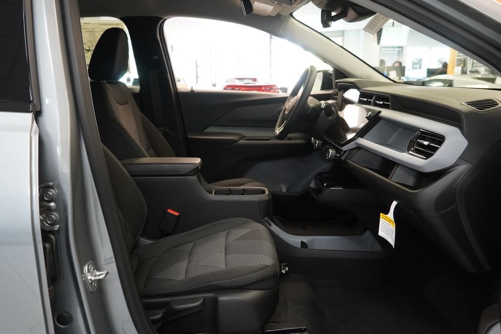 2027 Chevrolet Bolt EV LT