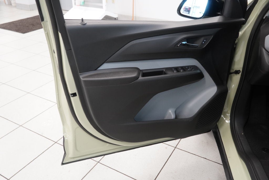 2027 Chevrolet Bolt EV LT