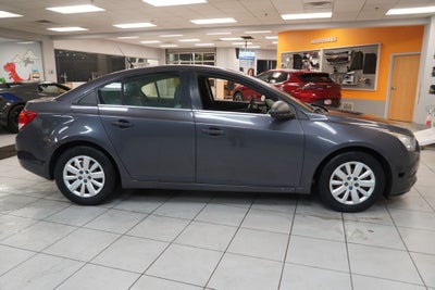 2011 Chevrolet Cruze LS ( PRE-AUCTION )