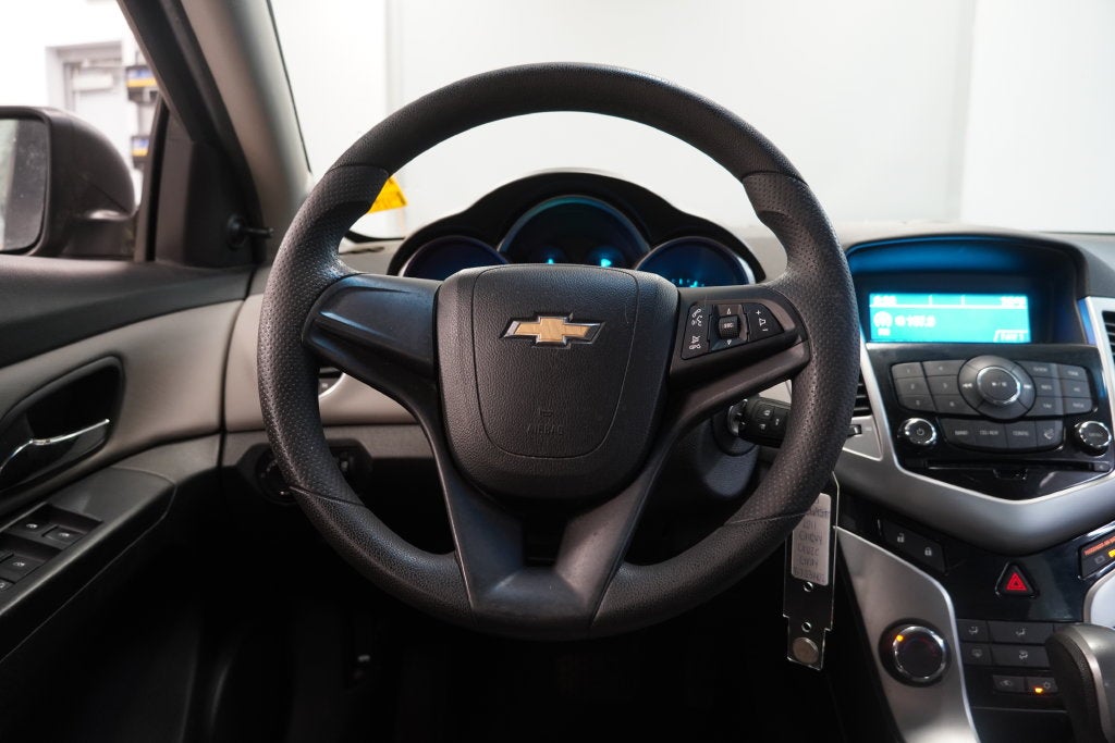 2011 Chevrolet Cruze LS ( PRE-AUCTION )