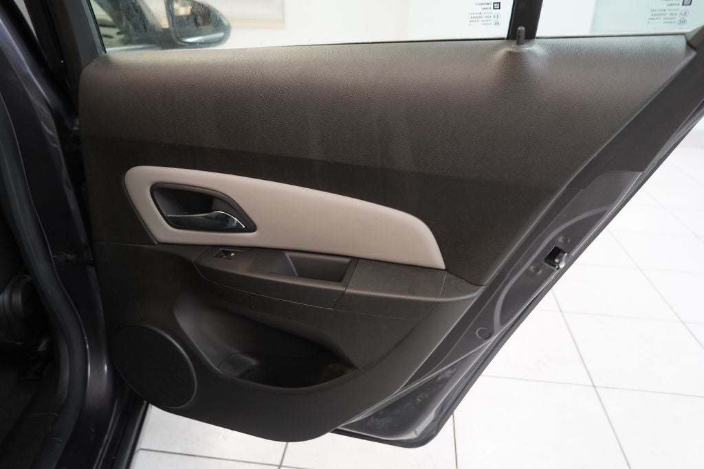 2011 Chevrolet Cruze LS ( PRE-AUCTION )