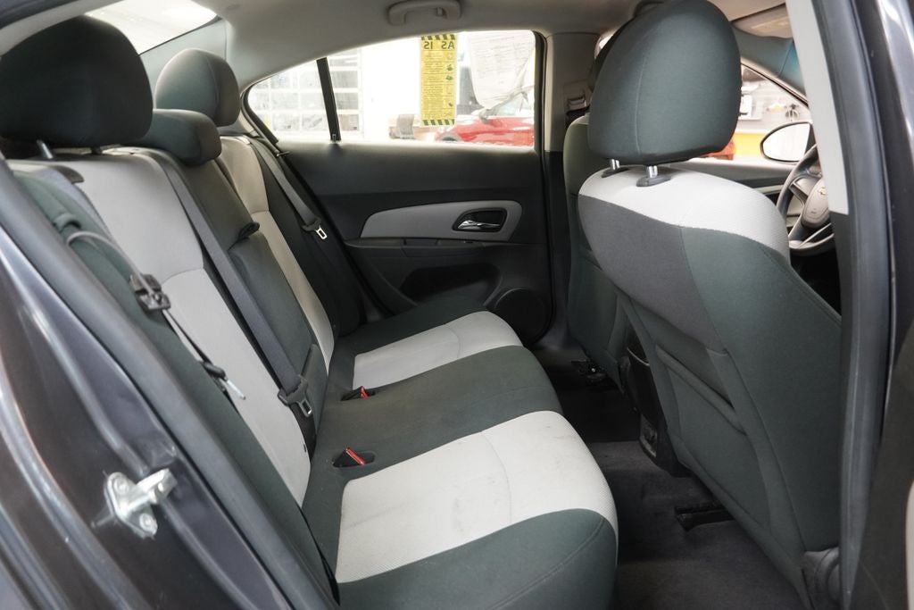 2011 Chevrolet Cruze LS ( PRE-AUCTION )